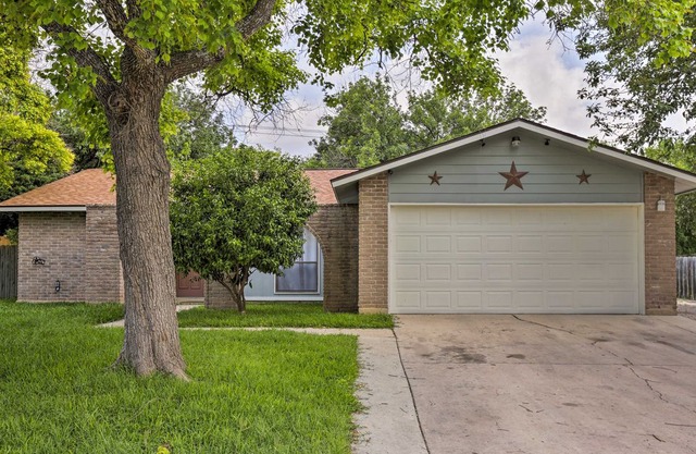 Spacious San Antonio House by Lackland & SeaWorld!