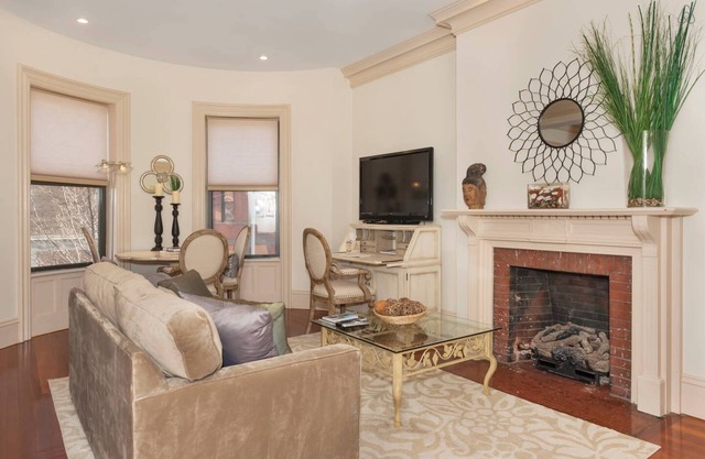 Sparkling New 2br/2ba In Boston's Back Bay Next To Hynes Convention Center