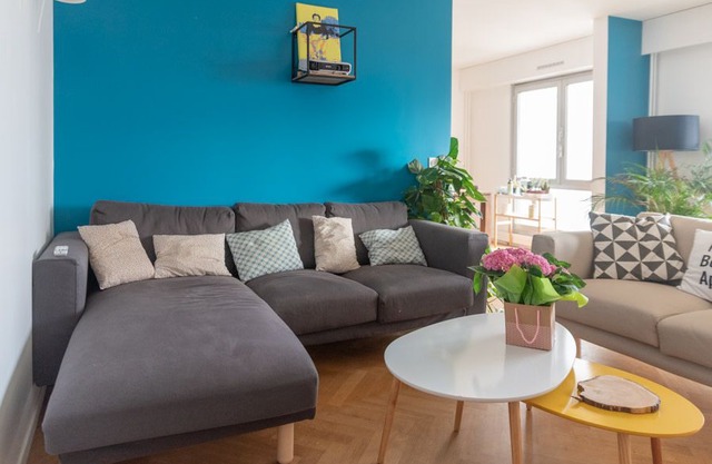 Splendid bright apt near La Villette