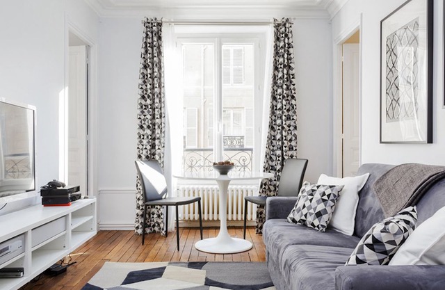 STEPS FROM THE SEINE AND NOTRE DAME ! LOVELY 2BR IN THE LATIN QUARTER