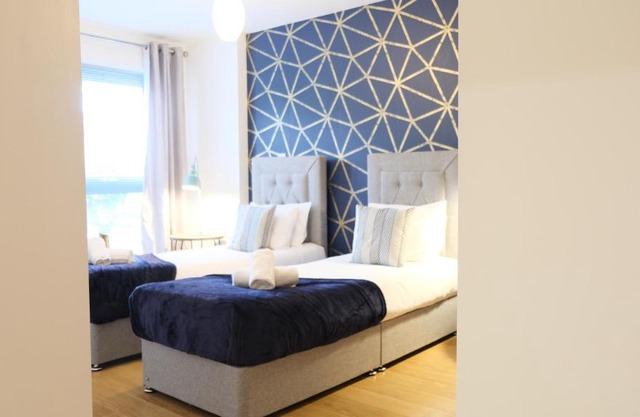 Stevenage New Town - Free Secure Parking by Comfy Workers