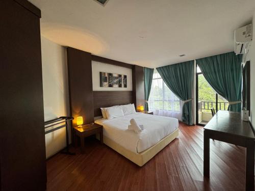 Samsuria Beach Resort 