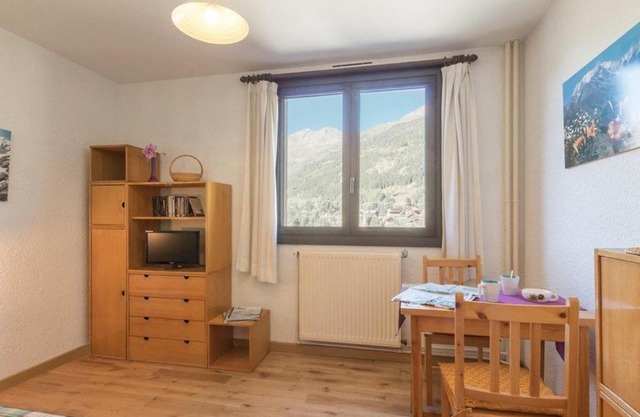 Serre Chevalier Persons 