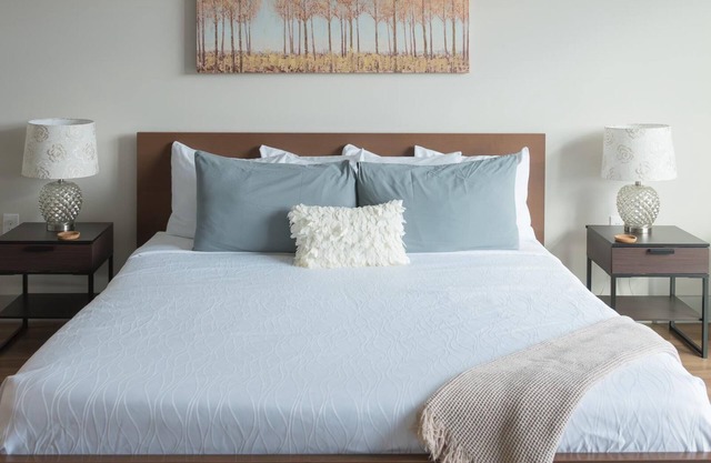 Studio King Suite with Kitchen | 202