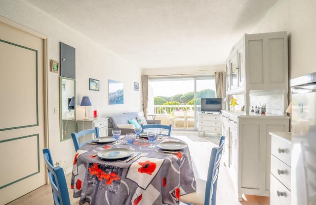 Studio La Frégate-11 by Interhome
