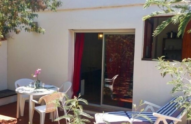 Studio & large garden 200m Calvi beach