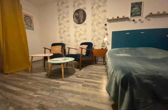 Courtyard Entrance Patio 