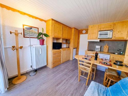 Studio rénové au pied des pistes à Pra-Loup, idéal pour 4 personnes - FR-1-165A-29