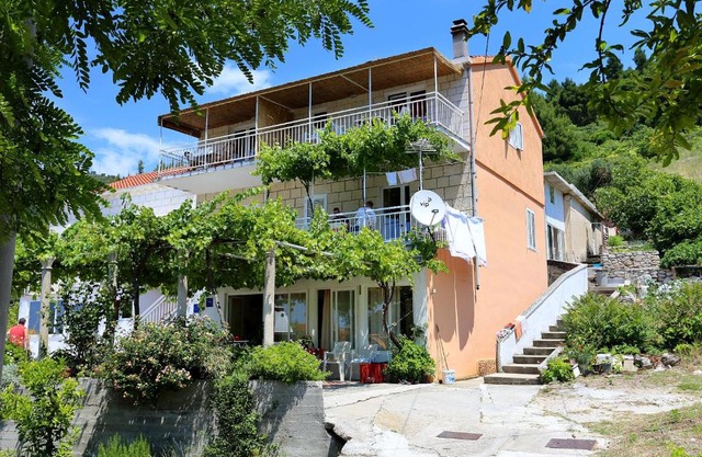Studio Zuljana 254a