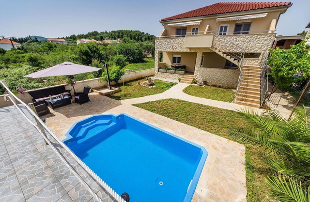 Accommodation 