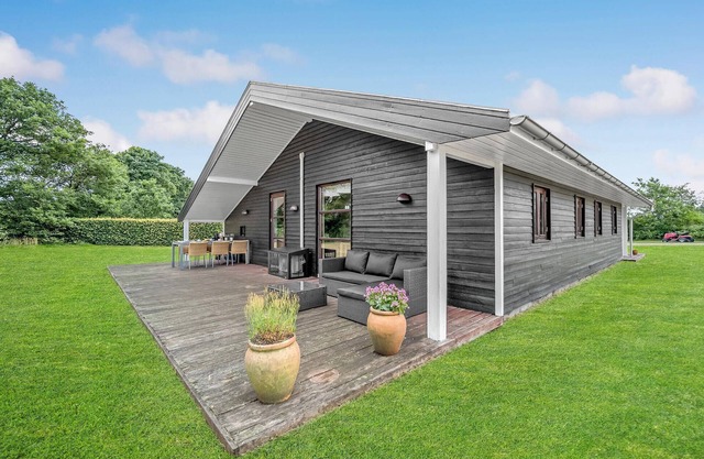 Stunning home in Ejstrupholm with WiFi