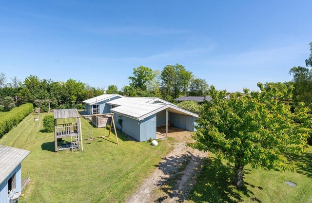 Stunning home in Juelsminde with sauna