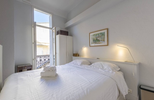 Saint Pierre Première Conciergerie 