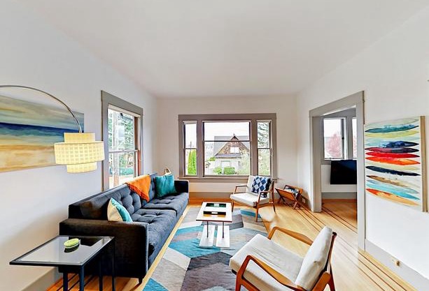 Sunny 2br In Queen Anne , Prime Seattle Location 2 Bedroom Duplex