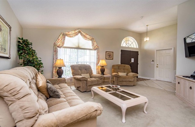 Sunridge Woods - 4 Bed 3 Baths Villa