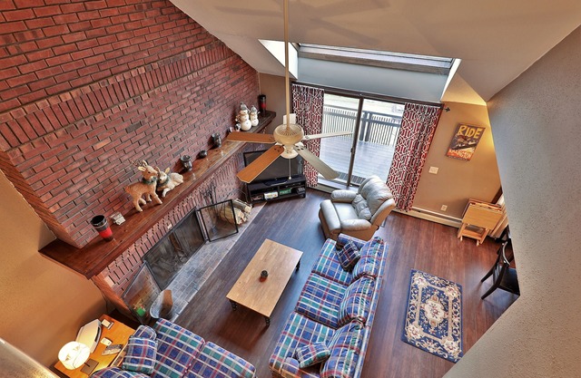 Sunrise Timberline: 3BR, 2BA Ski In/Ski Out Condo