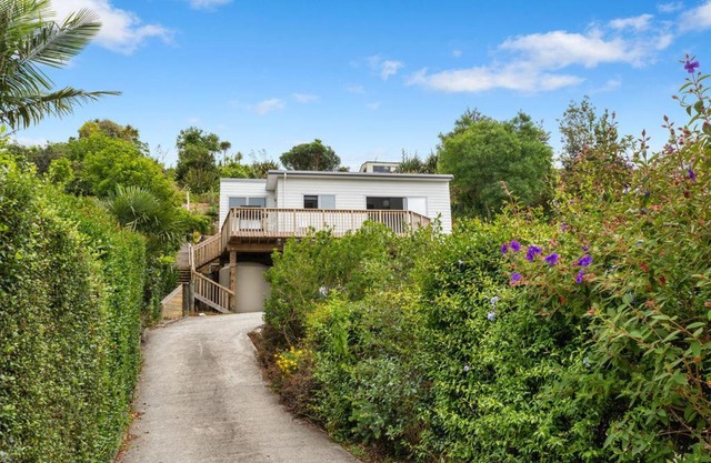 Surf Ngunguru Holiday 