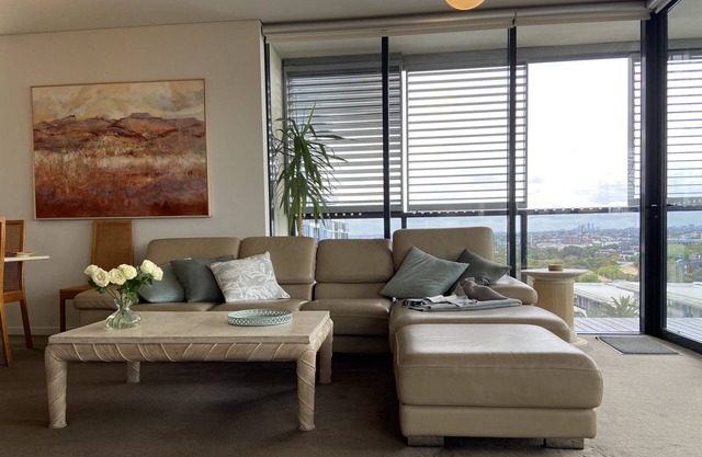 Sweeping City Views from an Elegant Apartment