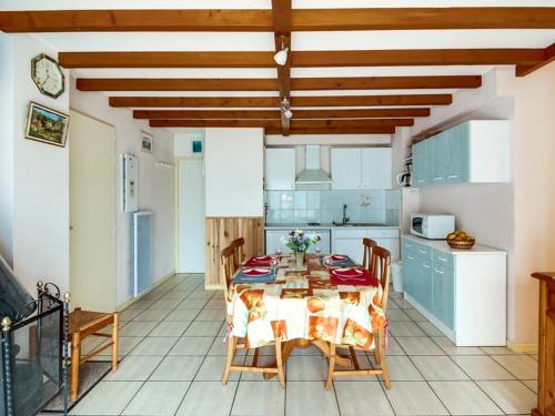 T3 lumineux avec jardin, 6 pers., Wi-Fi, parking, animaux admis - FR-1-402-1