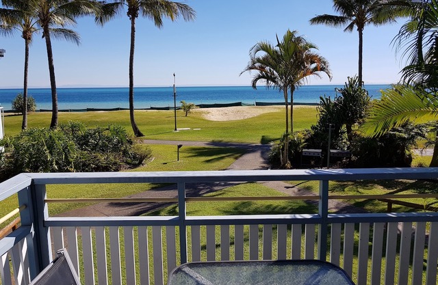 Tangalooma Beachfront Villa 6