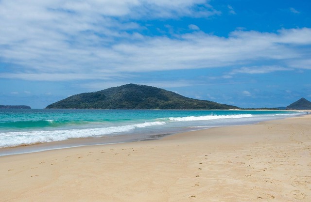 Tea Gardens Waterfront 