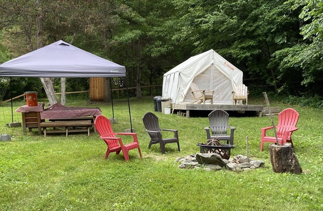 Tentrr Signature Site Honey Pot Farm Pond Paradise 