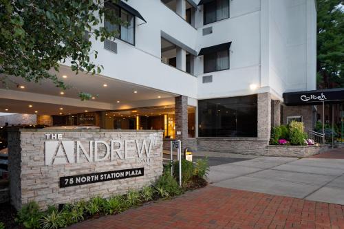 The Andrew Hotel 