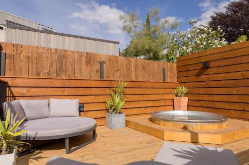 The Sheep Backpackers 