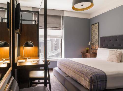 The Boxer Deluxe King Room