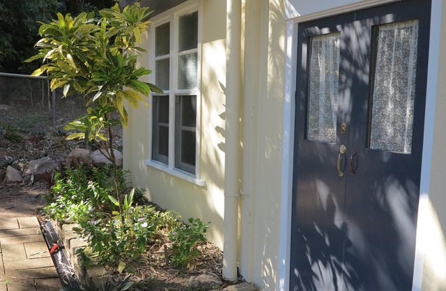 The Captain's Manor on Cook Unit 8