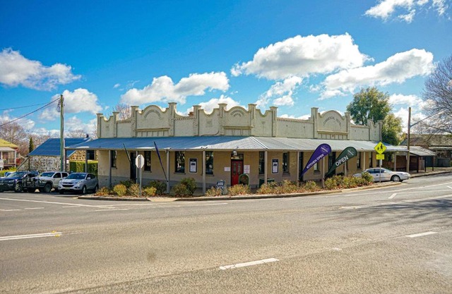 The Commercial Quarters