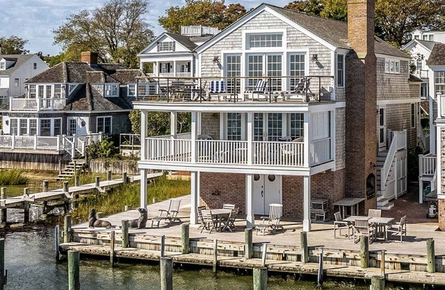 The Ferry House On Edgartown Harbor