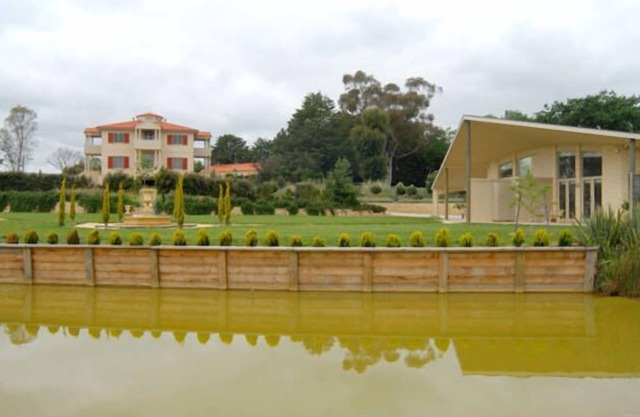 The Gatehouse At Villa Raedward 