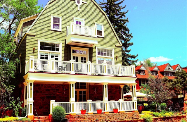 Carriage Rental Manitou Springs 