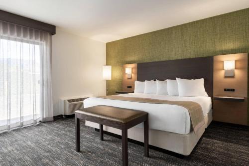 Days Hotel 