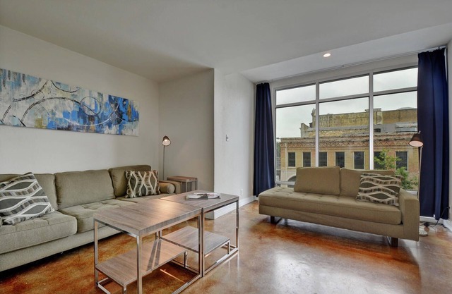 The Littlefields by Lodgewell | Chic Loft | A2