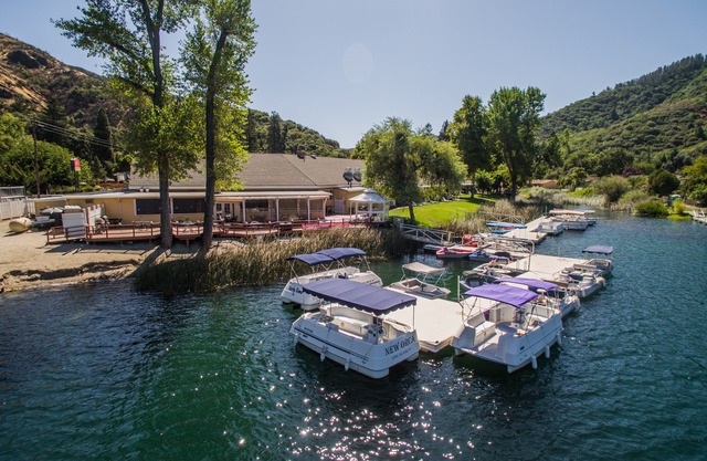 The Lodge at Blue Lakes Upper Lake