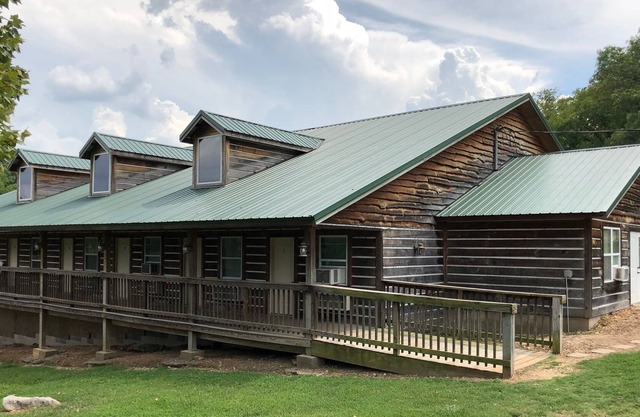 The Meadows Lodge is a Hotel style lodge with 8 rooms and 2 suites available.