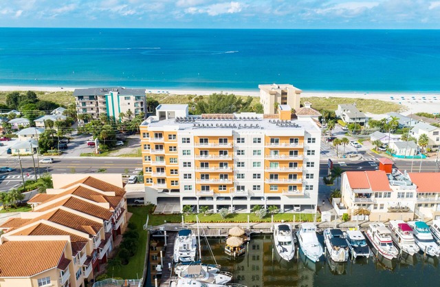 Madeira Bay Saint Petersburg 