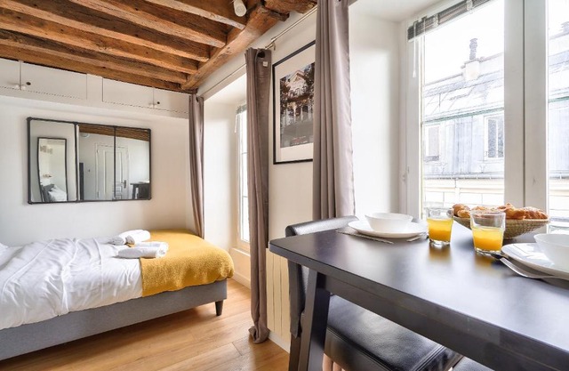 The Perfect Studio in the Heart of Paris (5M)