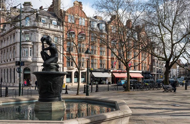 Sloane Square 