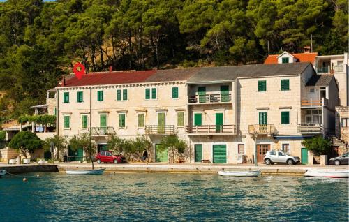 Ferienwohnungen Island Povlja 