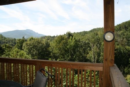 Timbers L-2-Gated Resort, Grandfather Mountain View, Pools, Close to High Country Attractions - Last minute Discount available- discount included in online quote