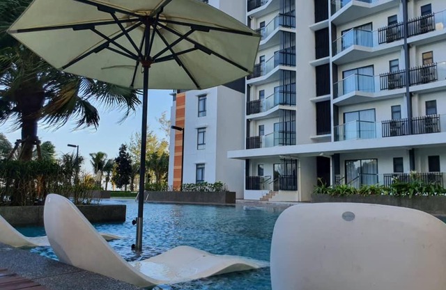 Timur Bay Beach Resort 