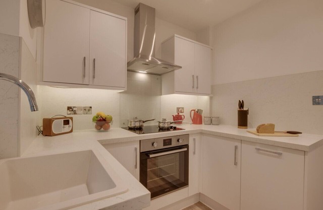 Toffee Cottage - Two Bedroom House, Sleeps 4