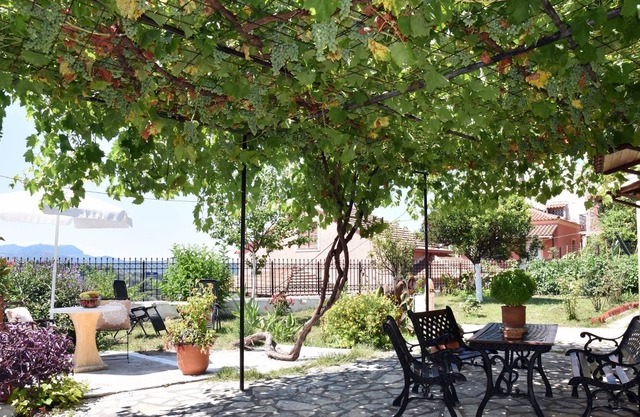 Cottage The Hillside Of Antiperni 