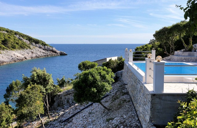 Beach Cove Rasohatica Korčula 