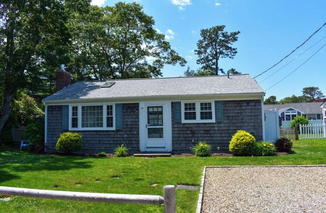 Two bedroom sleeping 6 with air conditioning