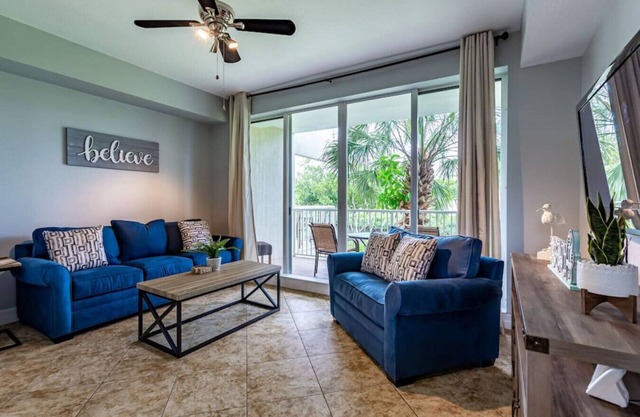 U3263 Florida at its finest! Tampa Bay hidden gem resort-style community!