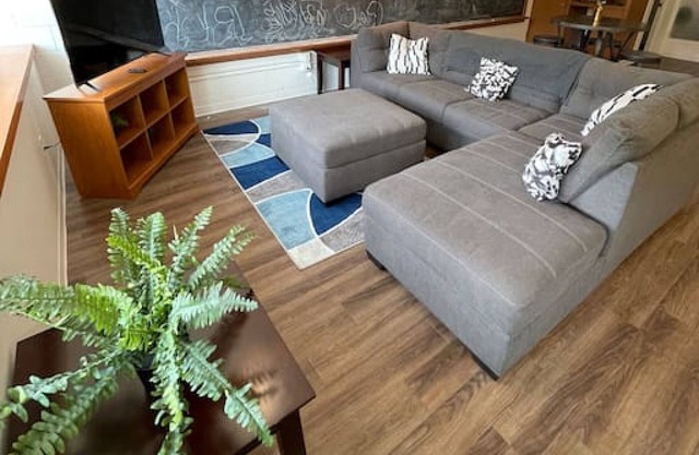 Unit #1 A202 · Downtown Historic Loft in Kansas City